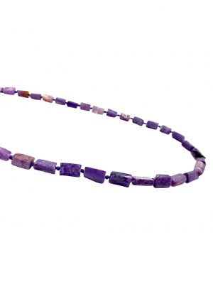 Sarta rectangular charoita